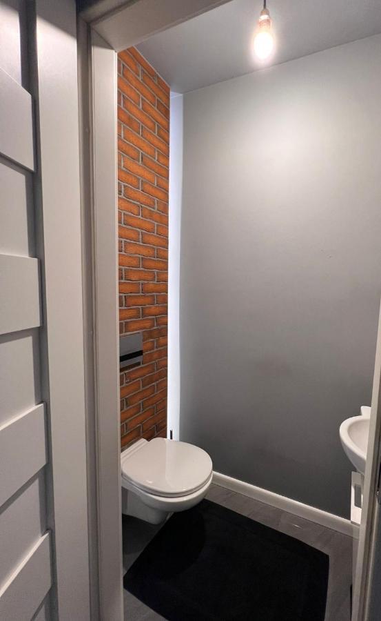 Appartement Dom Dabrowka Poznan à Paledzie Extérieur photo